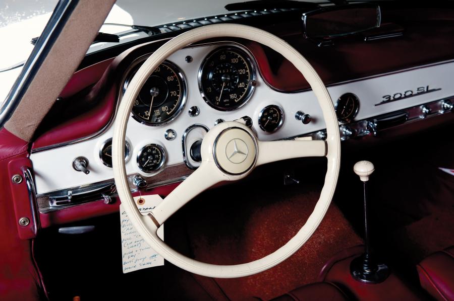  Mercedes-Benz 300 SL Coupe 1954 года  (фото 4 из 4)